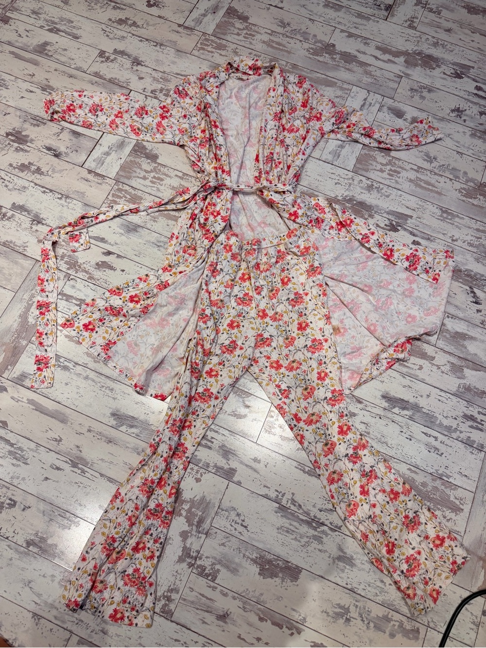 Peruvian connection robe and pants L
